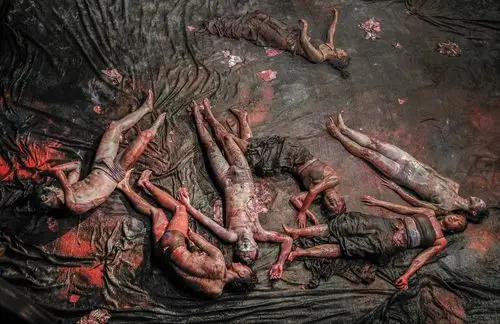 行为艺术表演 - 人物类-摄影大赛2016 - 国家地理中文网