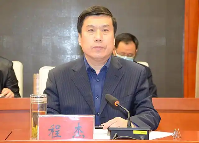 学党史悟思想办实事开新局我区召开领导干部大会对党