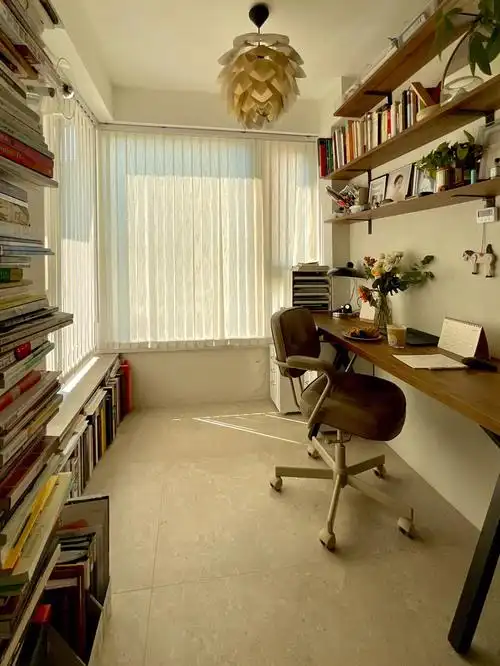 阳光书房治愈昨天的不开心