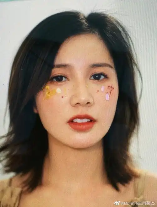 黄景瑜前女友王雨馨自杀未遂,助理发文怒指黄景瑜婚内出轨还染病