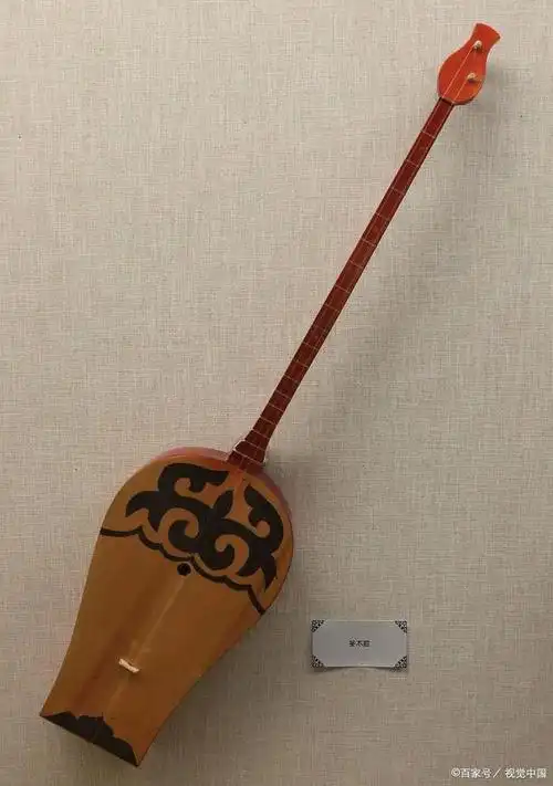 冬不拉是弦乐器吗