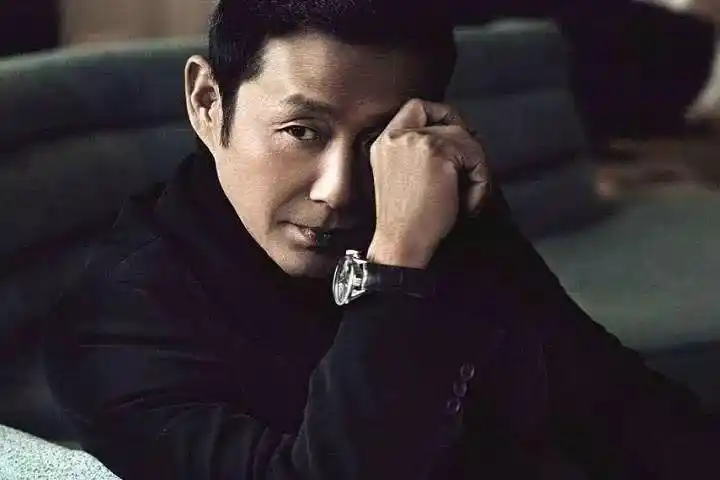 陈道明白发上热搜好想为他众筹500年