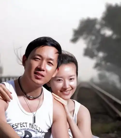 潘粤明:与董洁分手后,前妻不让我看儿子,我的亲情爱情都有泪