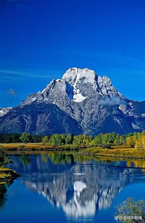 山水风景是大自然的杰作,它们承载着地球的历史和生命的脉动.