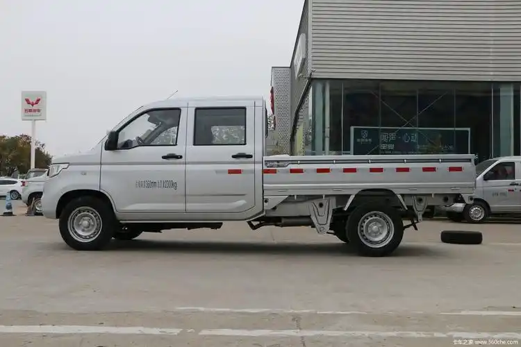 又是一款国民神车五菱荣光微卡图解图片列表