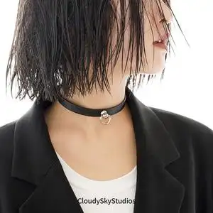 黑色choker项圈女金属颈链皮质小众潮网红项链朋克摇滚锁骨链辣妹