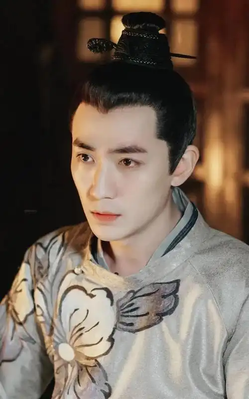 古偶剧"天涯四美"之后颜值下跌,80后转型,90后龚俊陈星旭惊艳_古装