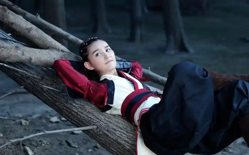 蒋依依 反串个人向|哪吒 又帅又燃打戏|明月天涯 踩点_哔哩哔哩 (゜-