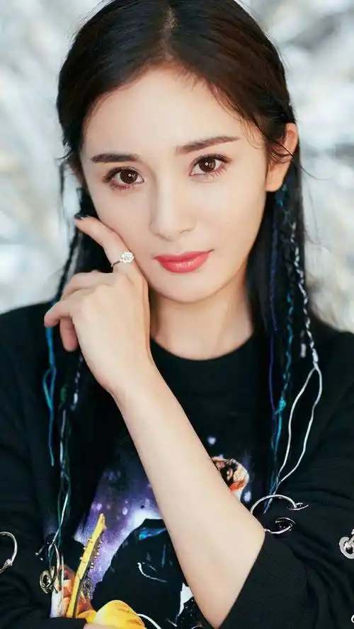 杨幂童年照曝光!