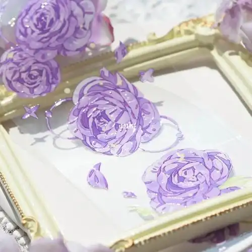 蓝色与紫色的对比