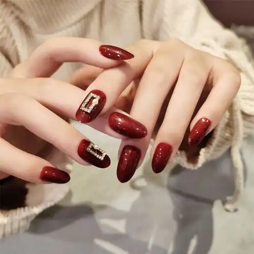 畅销爆款装饰美甲成品简约日常可穿戴假指甲贴片工厂批发24片装