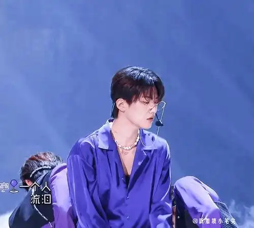 周柯宇在radio里好帅啊00庆怜跑过来那一段真的好戳