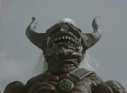 说说这两个怪兽,头都掉了还咬着奥特曼不放