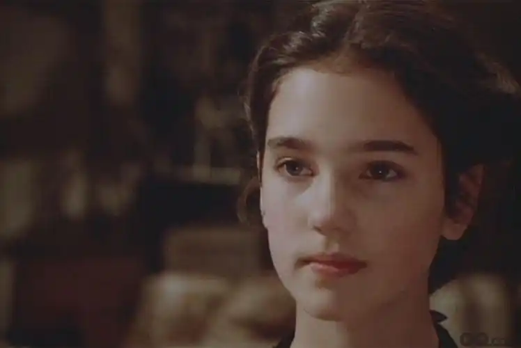 12岁有过"小泰勒"之称的詹妮弗康纳在《美国往事》中饰演年少时的