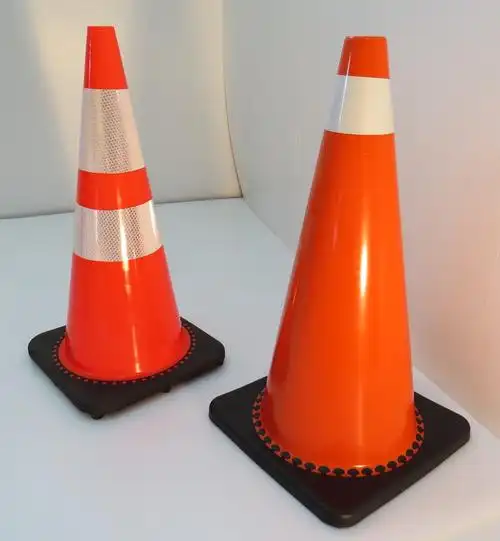 产品服务 全部商品 pvc交通锥--黑底盘(pvc traffic cone)     看商品