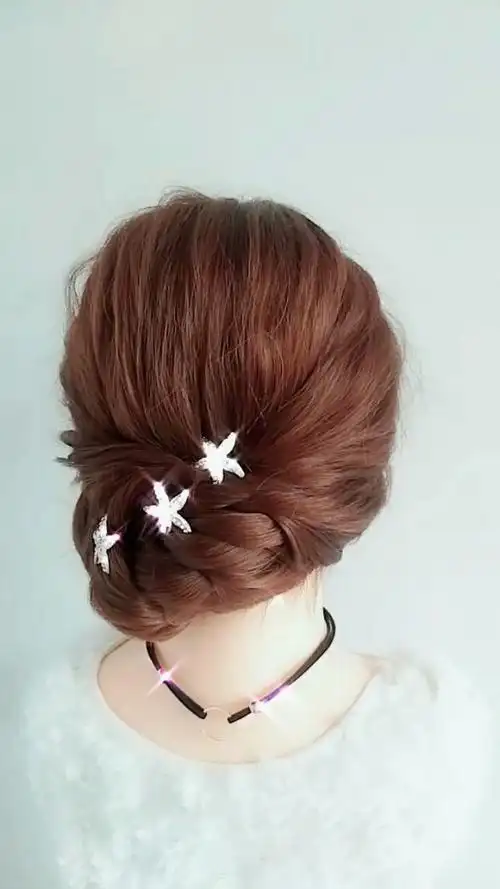 这样的发型特别适合喜婆婆,特别的减龄,看上去倍有面子