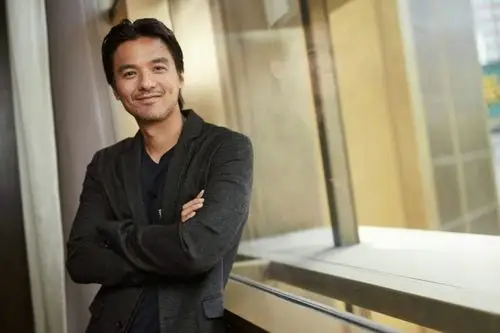 冯德伦 美少年已变成美大叔不变的是十足的魅力