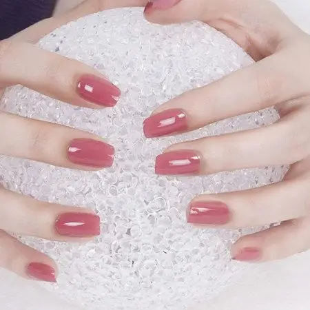 今夏纯色美甲图片大赏