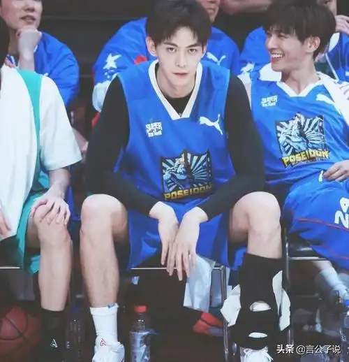 却烦恼"长太高",这7位男星的身高太不懂事|于小彤|彭冠英|高伟光