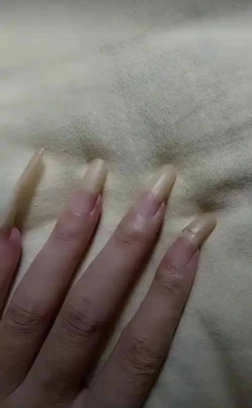 我的长指甲,好看吗