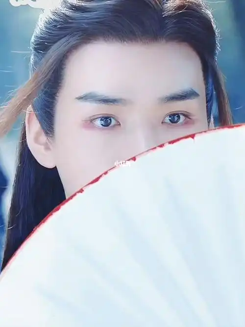 温客行的扇子藏着他的霸气与温柔