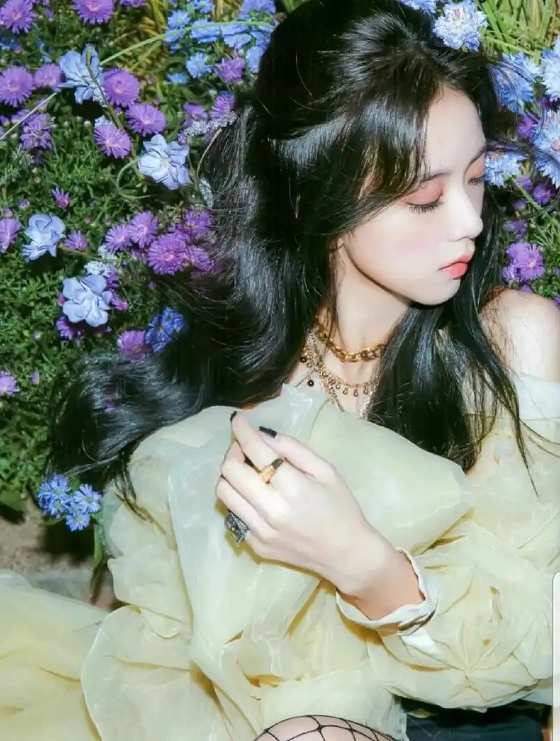 jisoo金智秀小众稀有头像壁纸 谁看了智秀不会爱啊 一整个就是爱住了