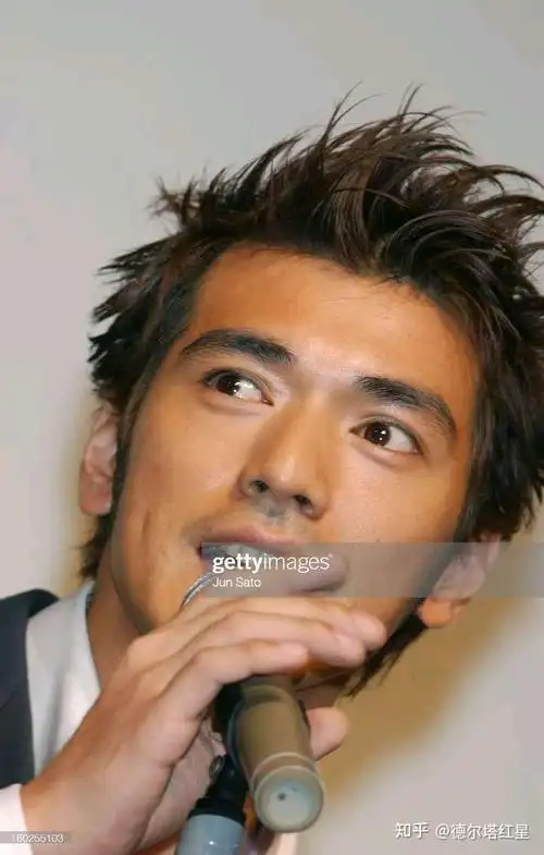 金城武的双眼皮是谁割的好厉害真的