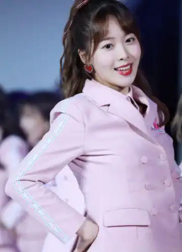 可能之前一直在关注《创造101》这档综艺的小伙伴们,你们在听着赵尧珂