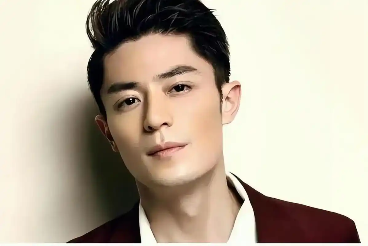 霍建华:娱乐圈隐形智者,如何成功掌握商业机会?