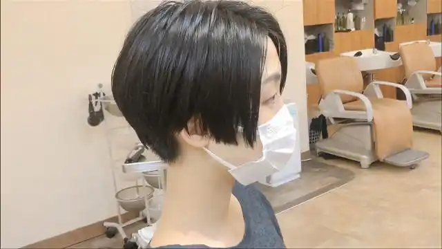 36岁女性剪款"半盖耳"短发,知性很时尚,减龄气质翻倍