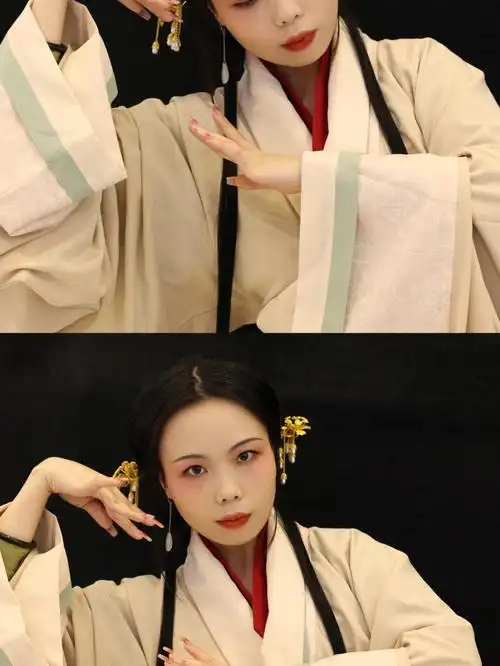 有参考拾音小姐姐的作品,发型整体类似,细节梳发不同.