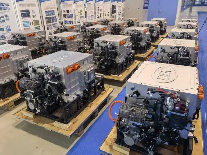 东方电气olas系列氢燃料电池发动机 观察者网/李焕宇 摄