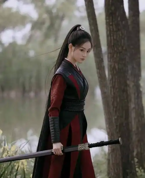 "我的内心住着好多小人"|专访祝绪丹_威亚_角色_遇龙