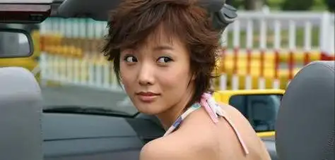 王珞丹,也是恋爱脑?卷入张继科事件,真是晦气