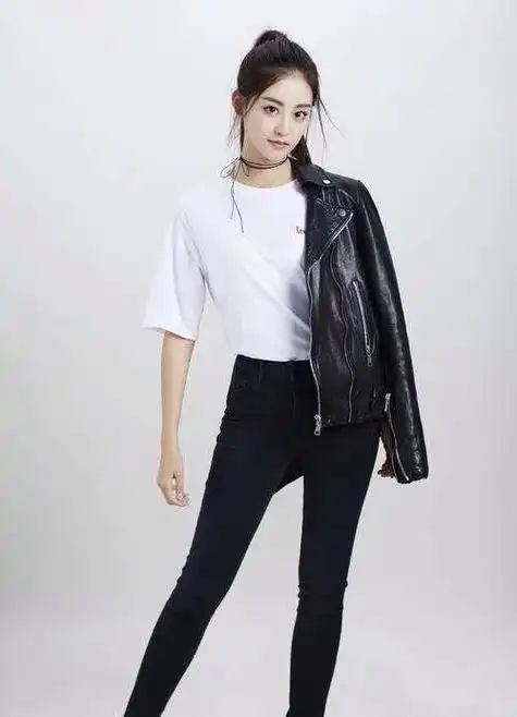 祝绪丹的甜美可人穿搭,为何显得她识别度不高?