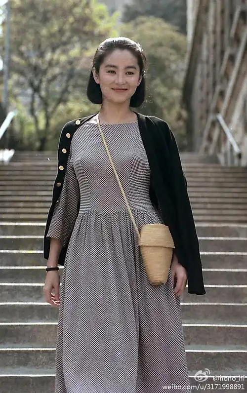 惊艳了时光:林青霞年轻时的经典旧照