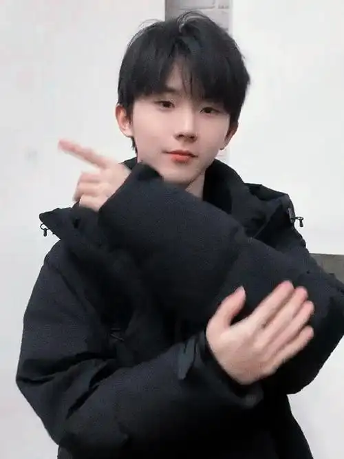 马嘉祺叁重楼暨出道四周年演唱会