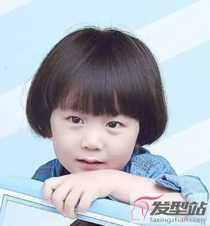 3岁小女孩短发造型 简约时髦打造乖巧萌娃_发型站_最新流行发型设计