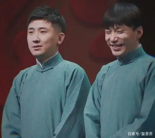 尚九熙何九华蓝色质感大褂