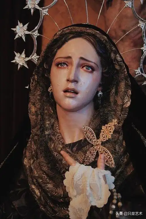 圣母的眼泪太美了