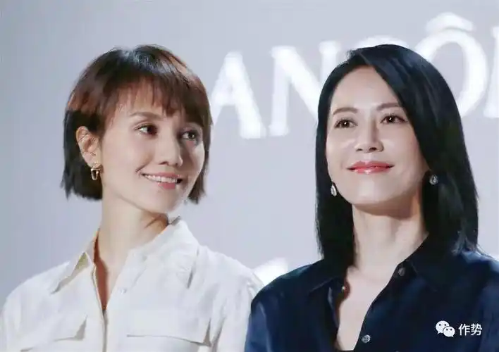 这些高级能打脸 vs 气场女明星的合影,才能叫强强对决