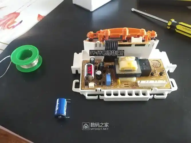 福库电饭煲拆换记忆电池 - 拆机乐园 数码之家