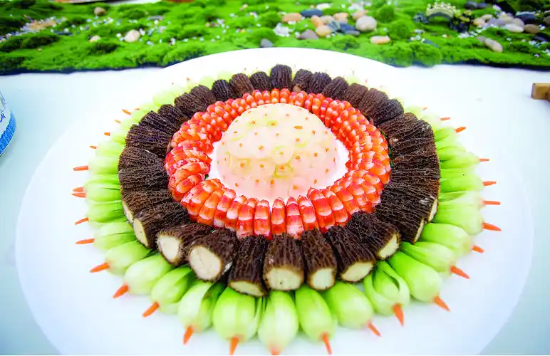 作品《虾神龙虾》评委现场打分颁发土菜大赛特金奖论坛淮河生态经济带