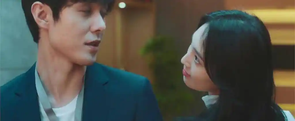 作为配角王紫璇的状态还是比较好的,颜值在线,演技也没有扯后腿,跟老