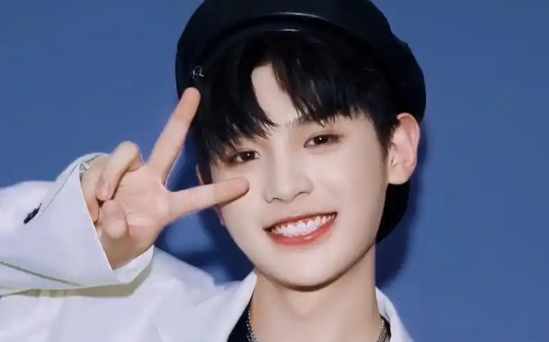 【黄明昊justin】emoji挑战,太太太可爱啦!