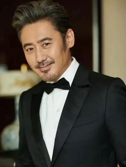 中国男人不适合留胡子先了解当下流行胡型再说