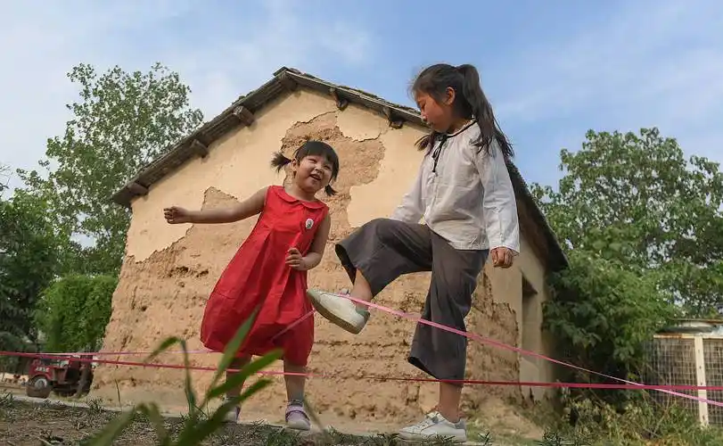 这些游戏90的女生小时候玩过有没有唤醒你一丝丝回忆