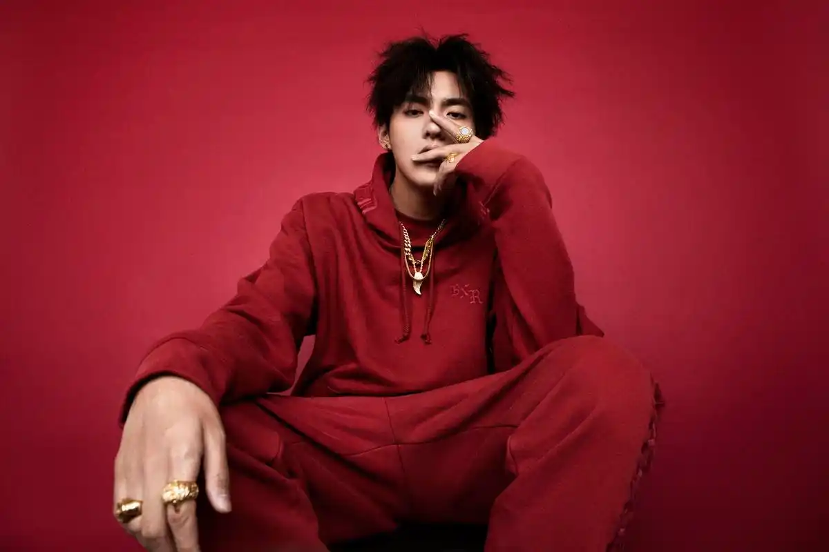 吴亦凡新歌《like that》全球上线 旋律轻快