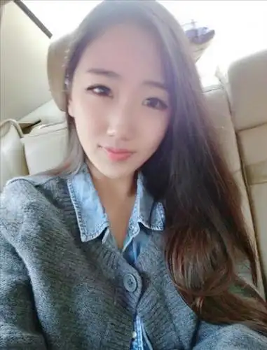 赵库里女友身材超有料