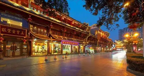 成都市区一日游宽窄巷子琴台路径杜甫草堂武侯祠锦里